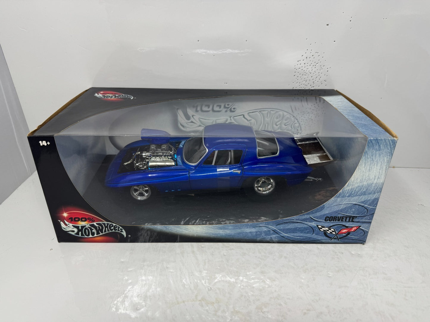 Hot Wheels 100% Chevy Corvette 1:18 Diecast