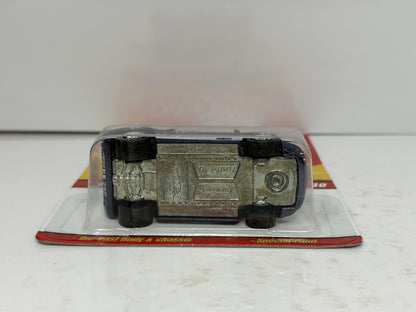 Hot Wheels Classics Series 2 Ford GT-40 1:64 Diecast Dark Blue