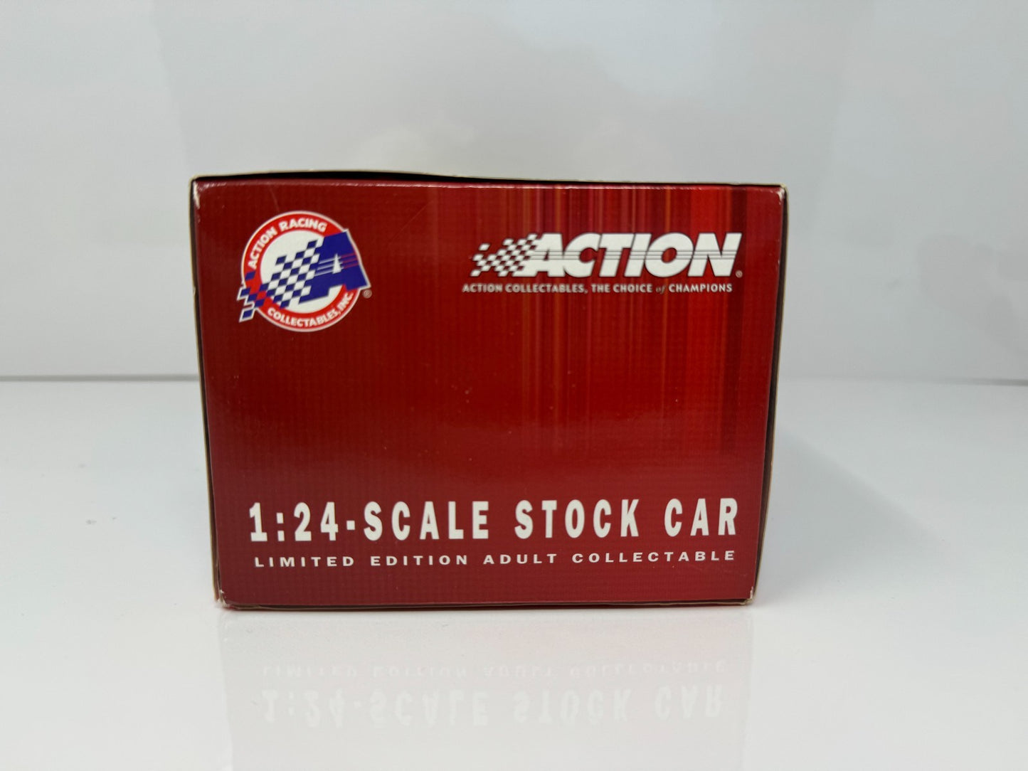 Action NASCAR Jeff Gordon #24 DuPont NEXTEL Inaugural 2004 Chevy 1:24 Diecast