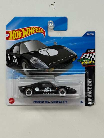 Hot Wheels Race Day Porsche 904 Carrera GTS 1:64 Diecast Short Card