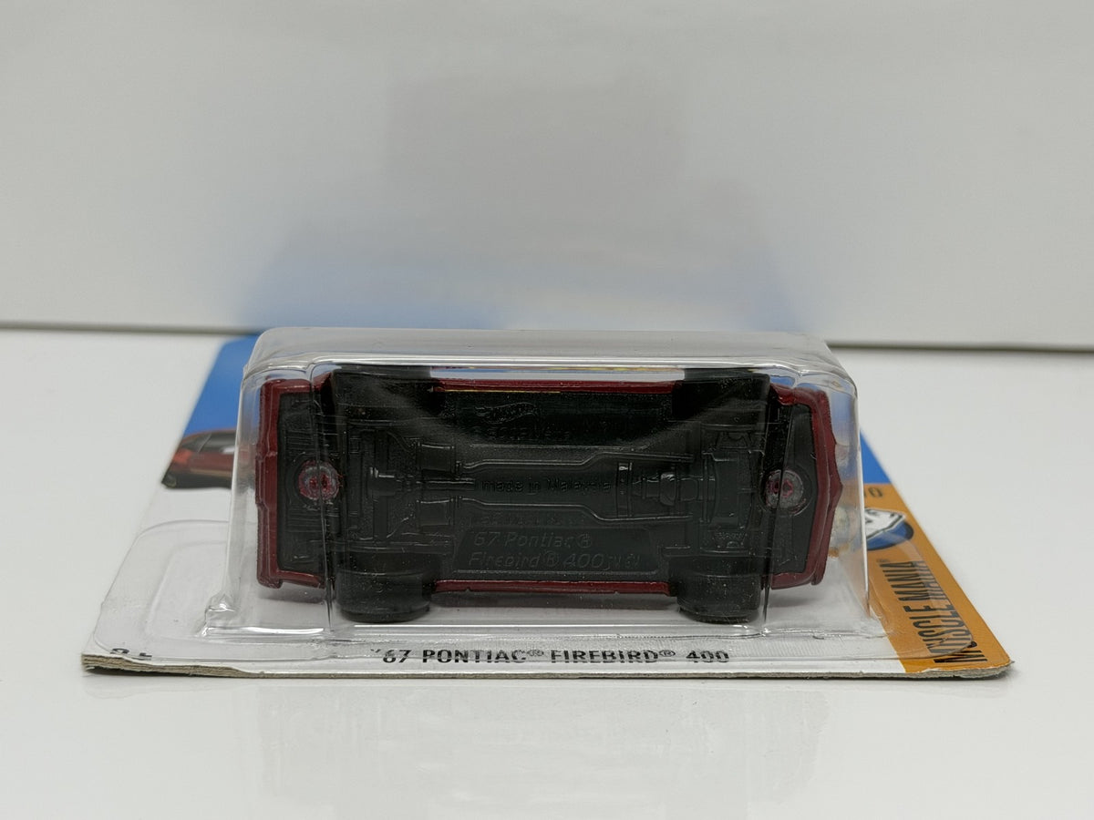 Hot Wheels Muscle Mania 1967 Pontiac Firebird 400 1:64 Diecast Red US Card