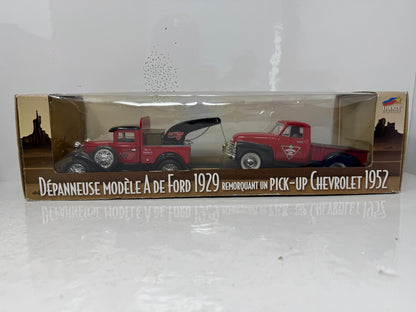 Liberty Classic Canadian Tire 1929 Ford Model A & 1952 Chevy Pickup 1:24 Diecast