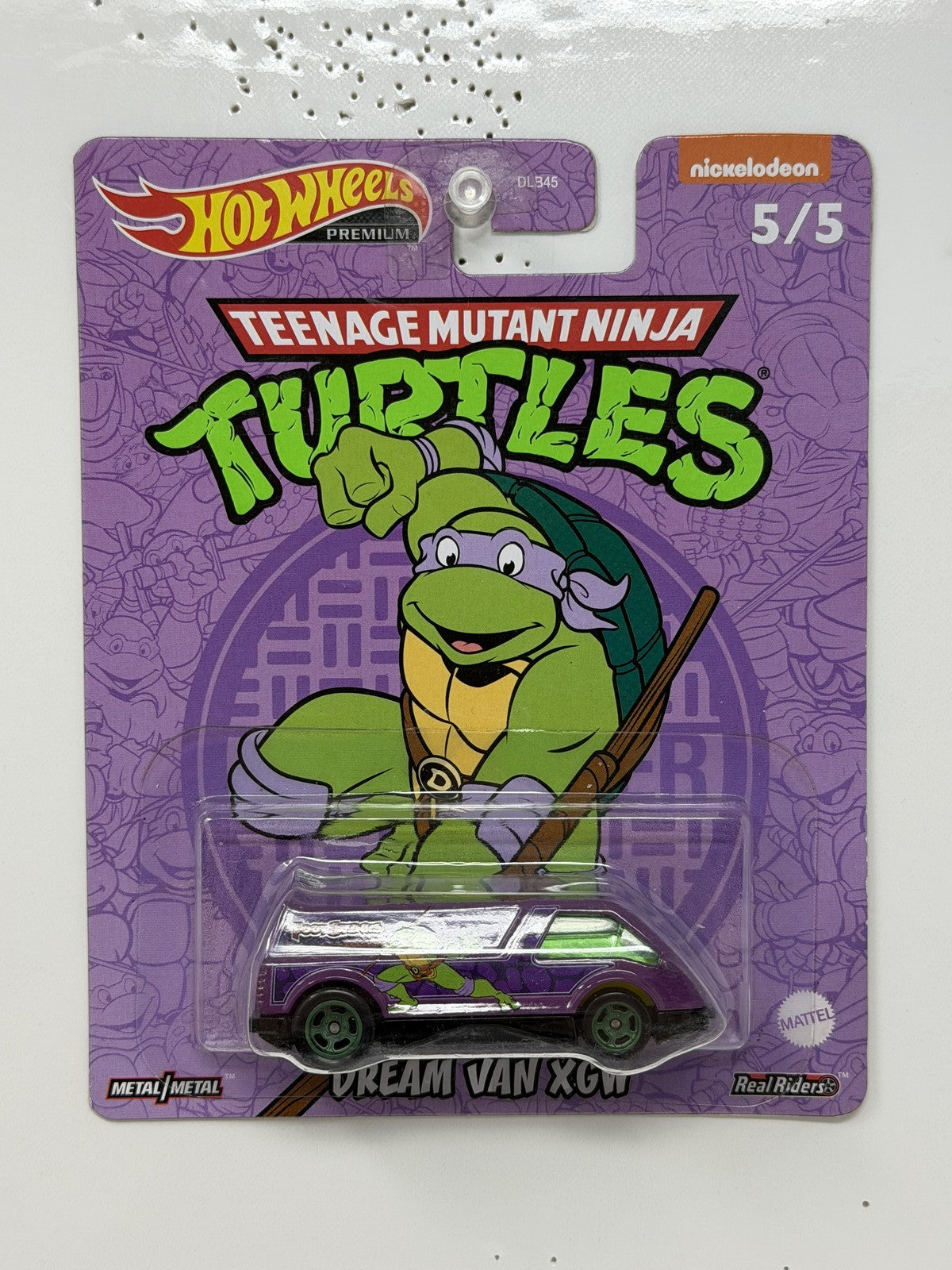 Hot Wheels Teenage Mutant Ninja Turtles Donatello Dream Van XGW 1:64 Diecast