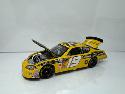 Action NASCAR Jeremy Mayfield #19 Bud Shootout 2005 Dodge Charger 1:24 Diecast