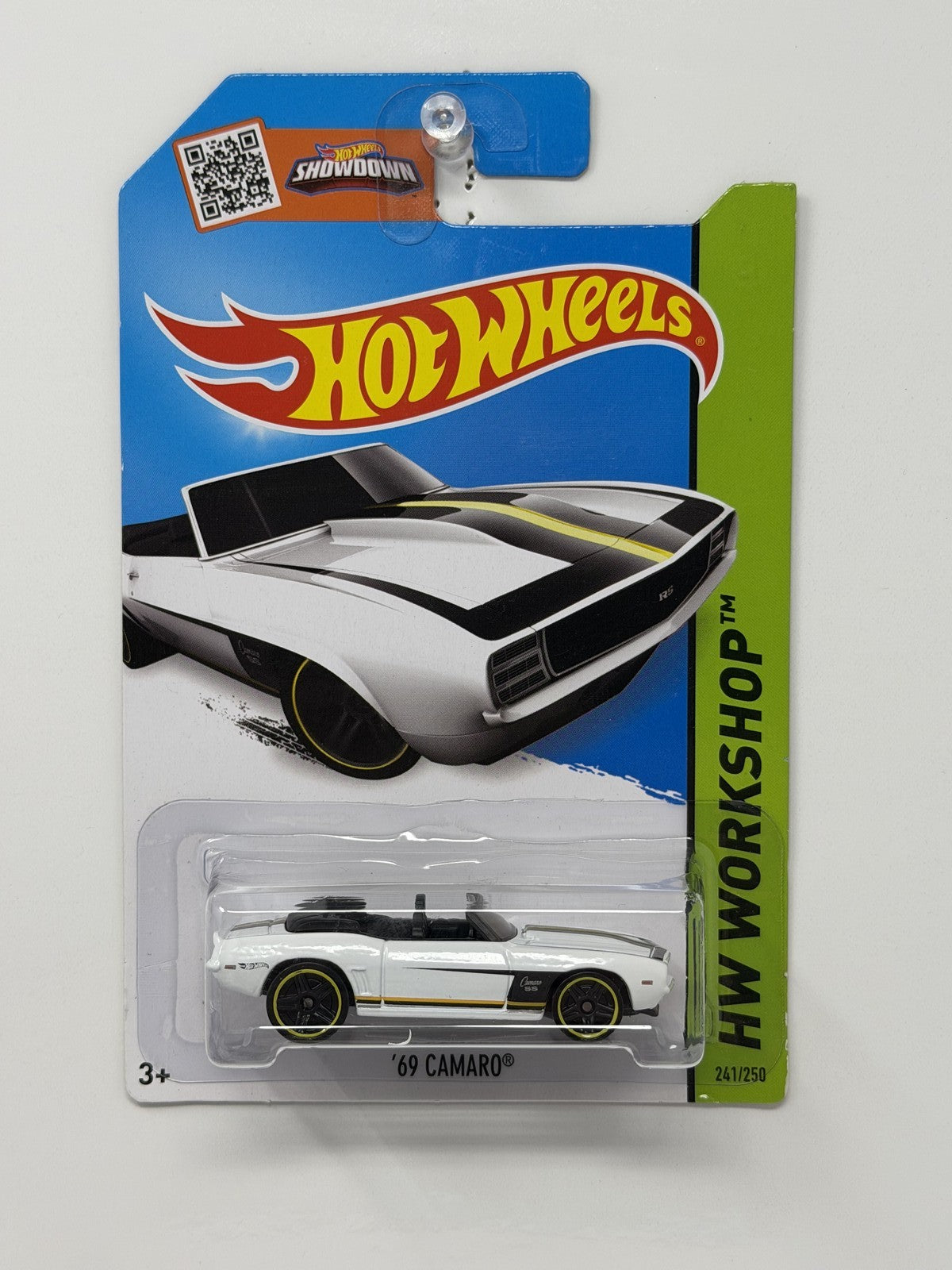 Hot Wheels HW Workshop 1969 Chevrolet Camaro 1:64 Diecast White