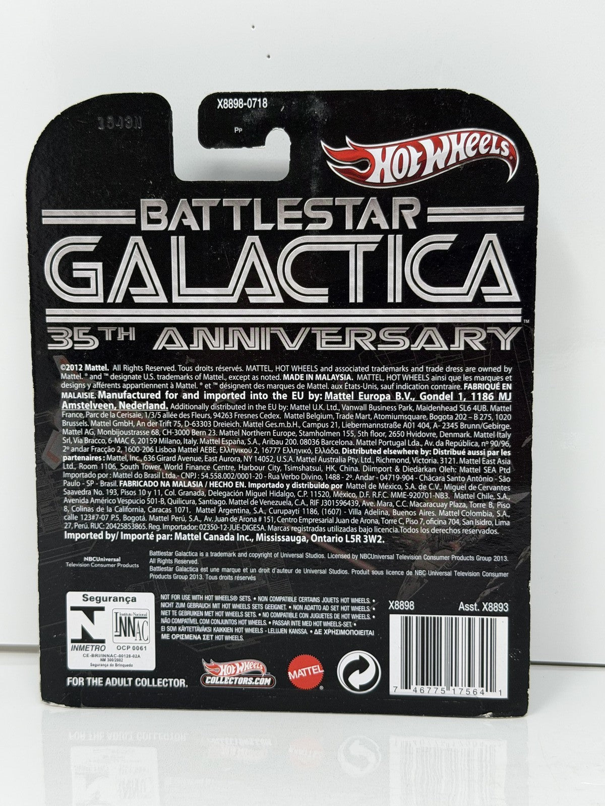 Hot Wheels Retro Entertainment Battlestar Galactica Colonial Viper 1:64 Diecast