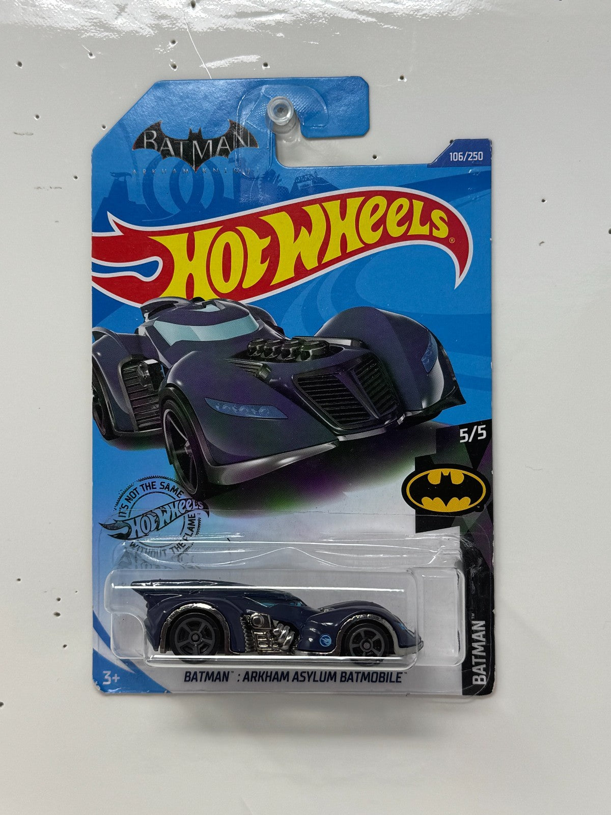 Hot Wheels Treasure Hunt Batman Arkham Asylum Batmobile 1:64 Diecast