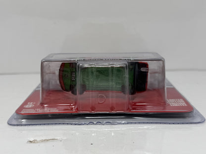 GreenLight Shell Oil Special Edition 2001 Nissan Skyline GT-R CHASE 1:64 Diecast