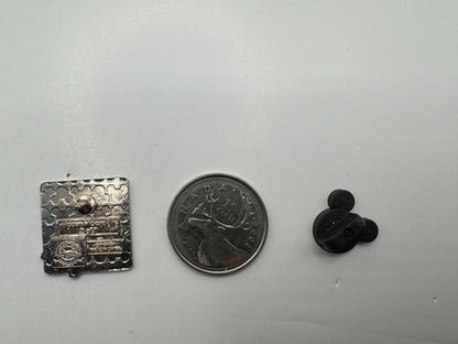WDW Disney Monday Pluto Days of the Week Hidden Mickey Trading Pin DC1S10