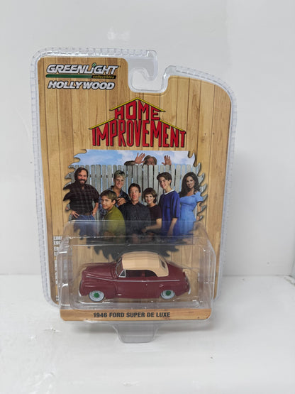 Greenlight Hollywood Home Improvement 1946 Ford Super De Luxe CHASE 1:64 Diecast