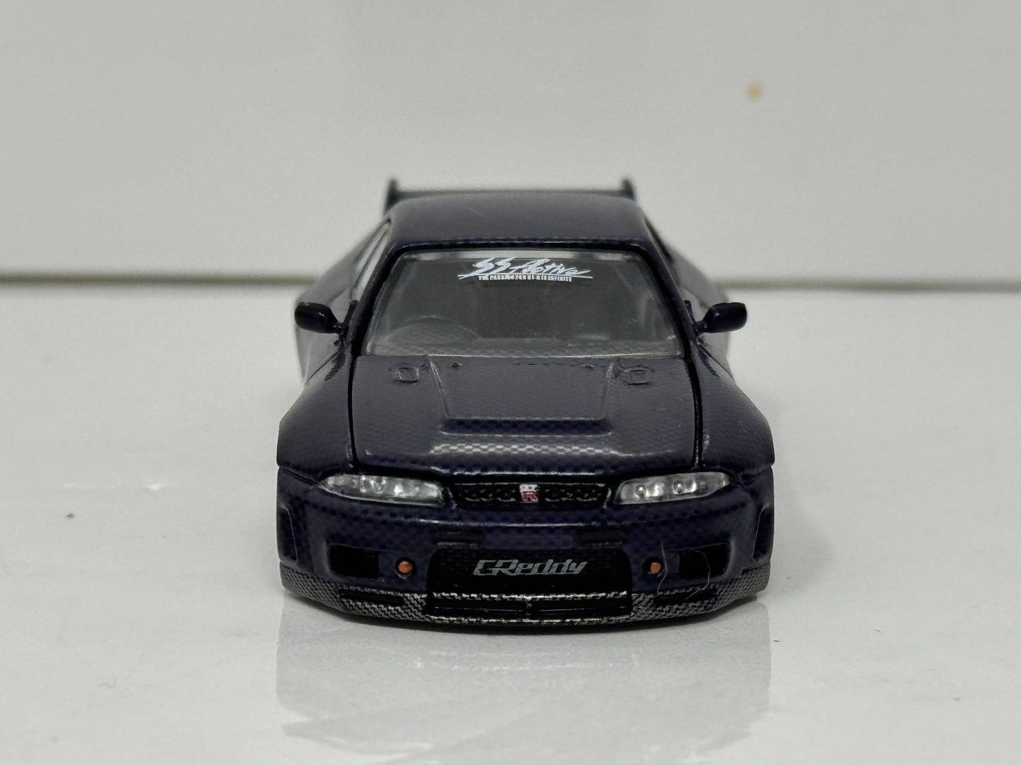 Kaido House MINI GT Nissan Skyline GT-R (R33) Active Carbon R V2 1:64 Diecast