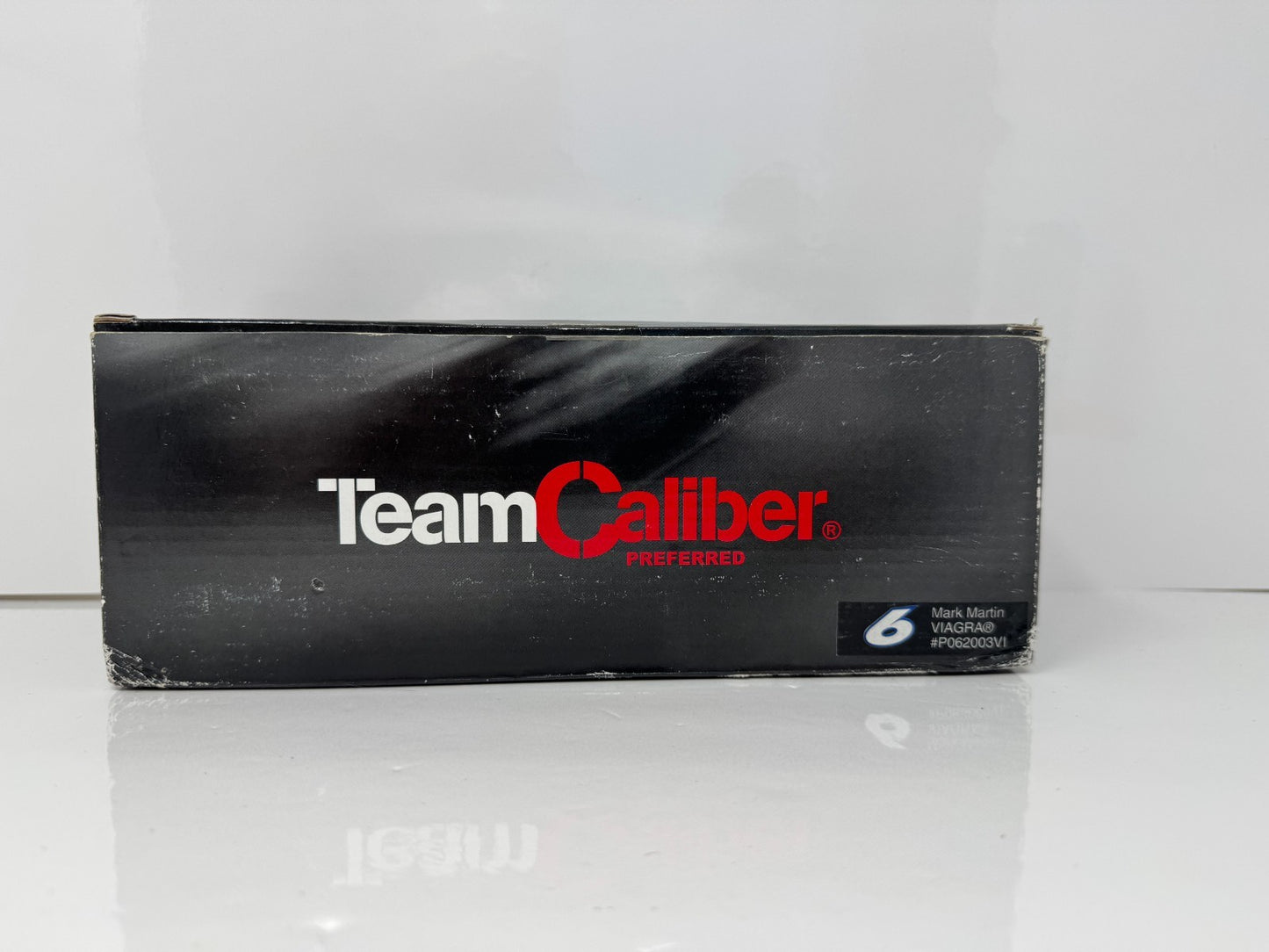 Team Caliber NASCAR Mark Martin #6 Viagra 2002 Ford Taurus 1:24 Diecast