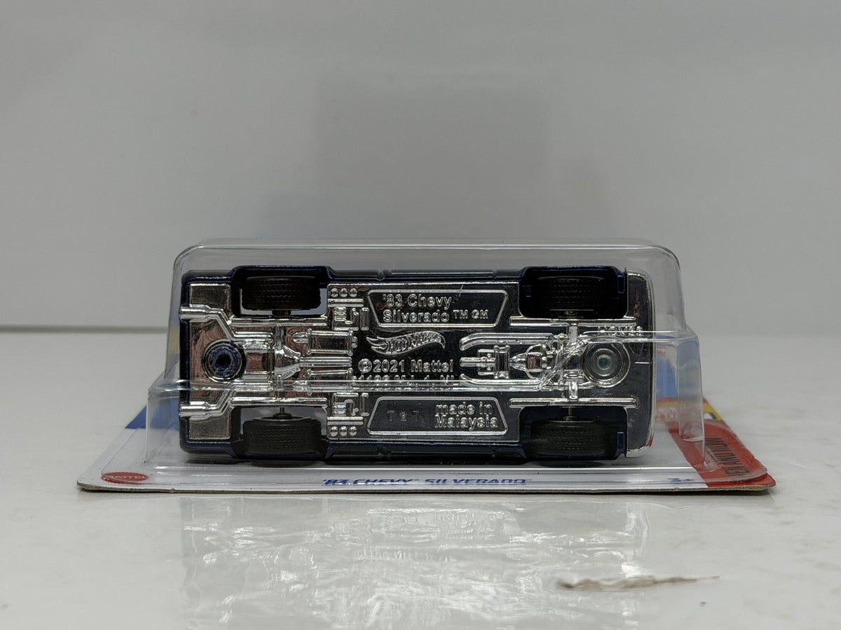 Hot Wheels Super Treasure Hunt 1983 Chevrolet Silverado 1:64 Diecast Blue