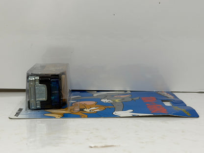 Hot Wheels Tom and Jerry Hiway Hauler 1:64 Diecast Real Riders