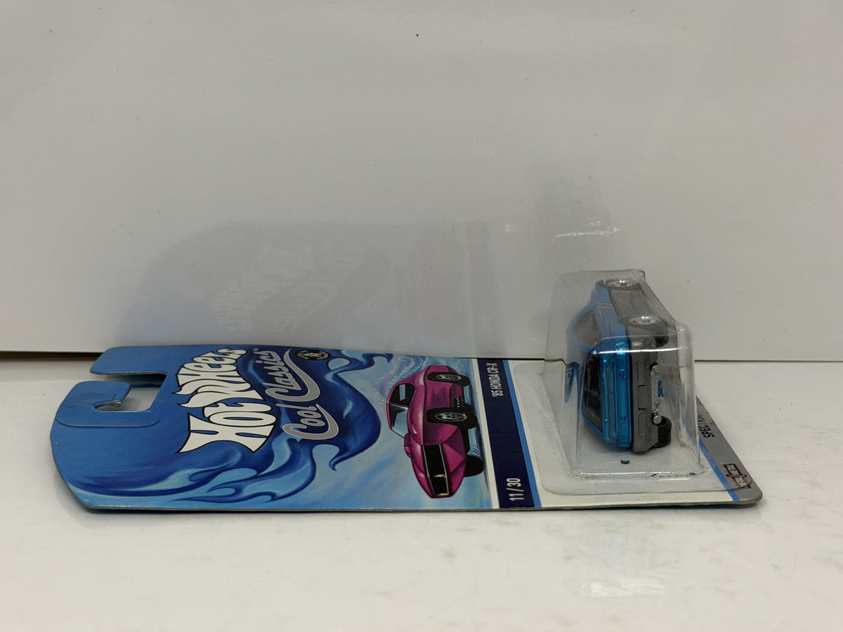 Hot Wheels Cool Classics 1985 Honda CR-X Spectrafrost 1:64 Diecast Blue