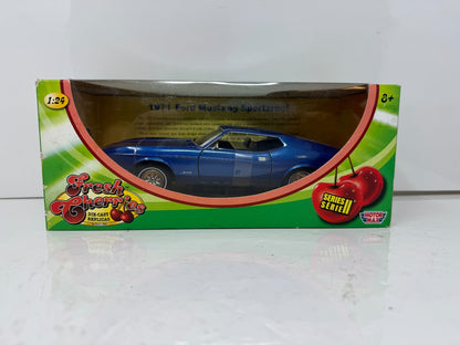 Motormax Fresh Cherries 1971 Ford Mustang Sportsroof Blue 1:24 Diecast