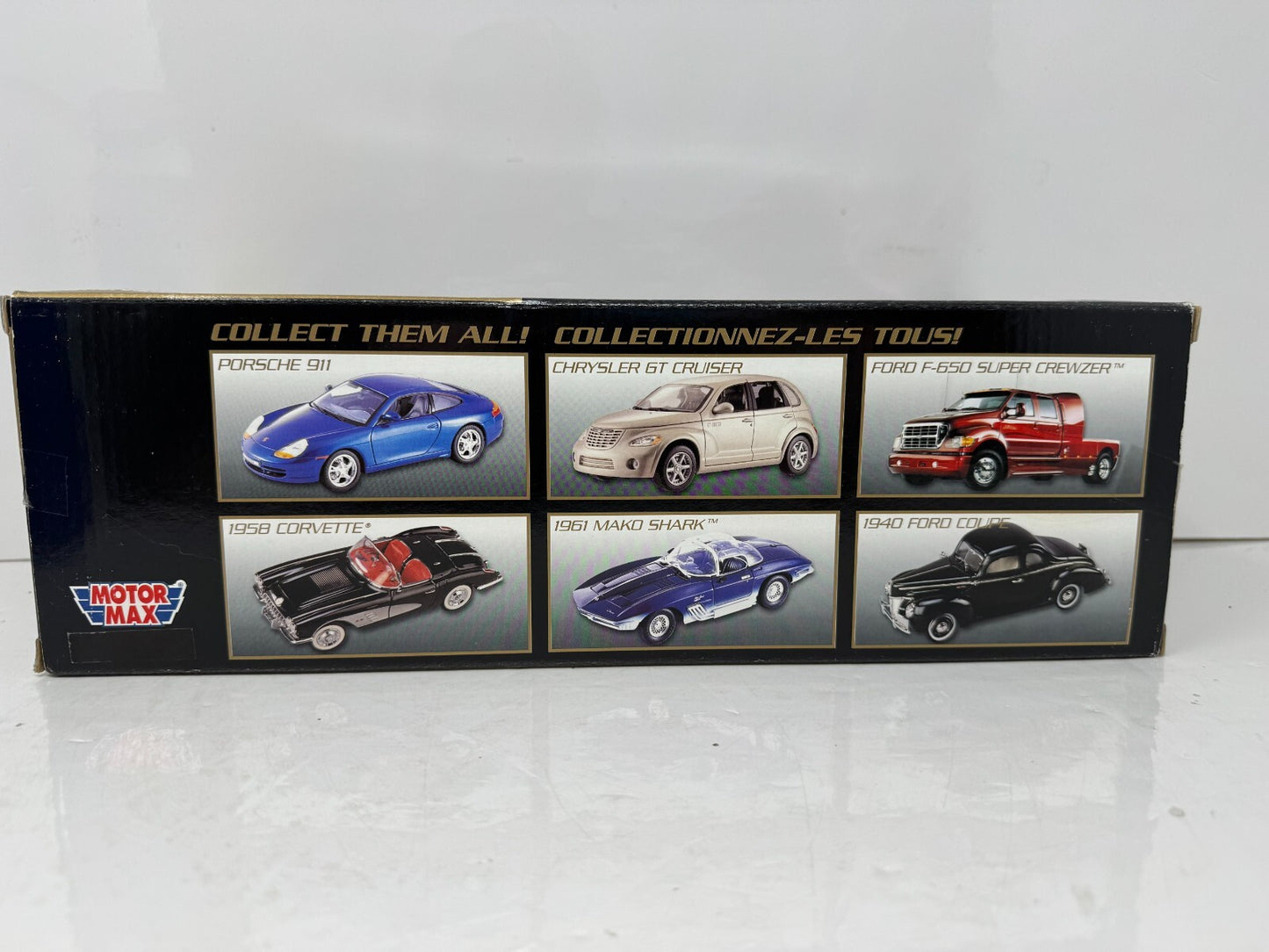 Motormax 1958 Chevrolet Corvette Premiere Collection 1:18 Diecast