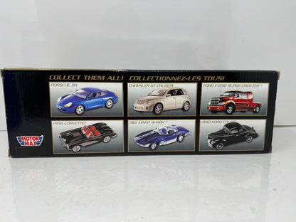Motormax 1958 Chevrolet Corvette Premiere Collection 1:18 Diecast