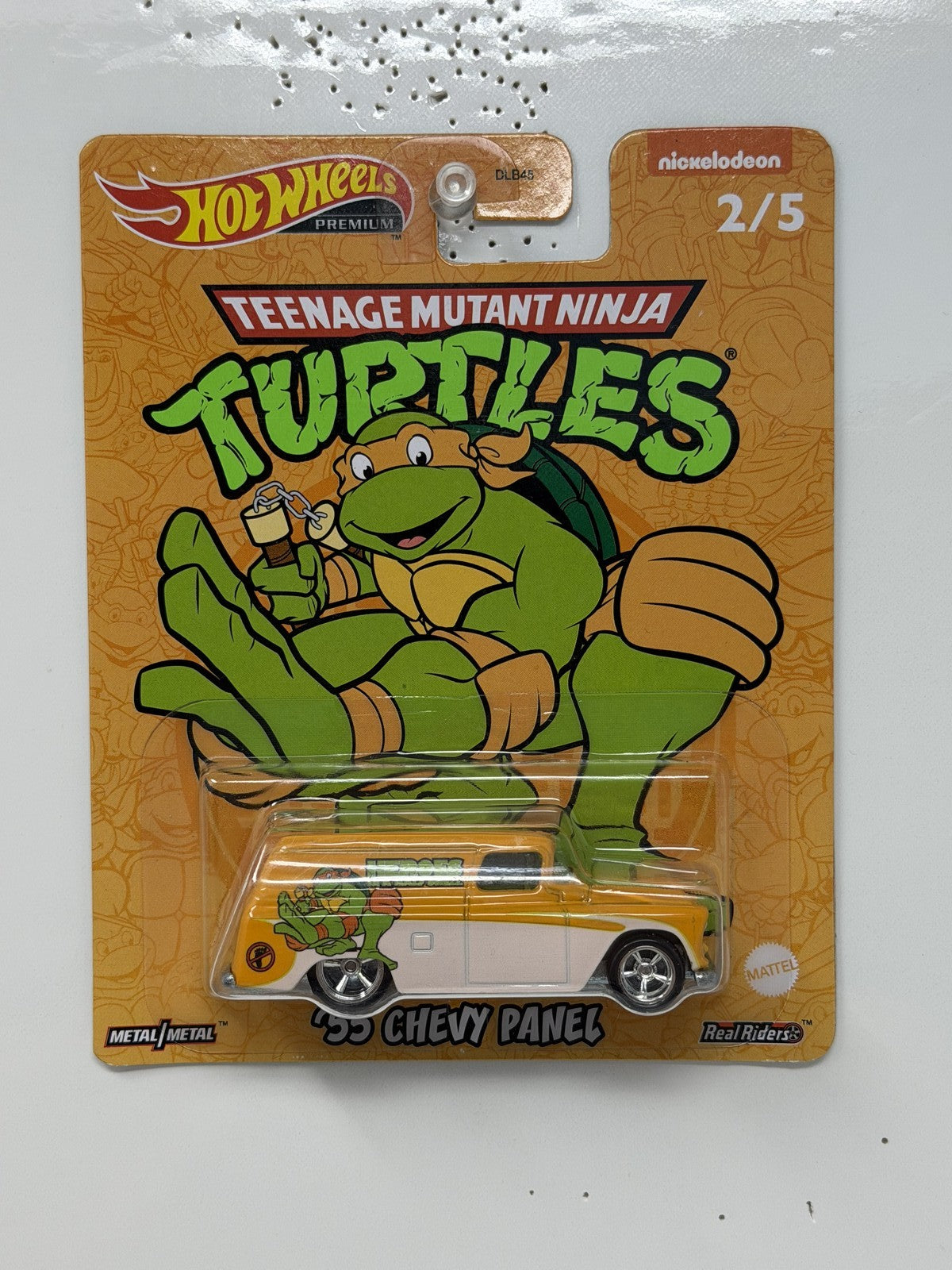 Hot Wheels Teenage Mutant Ninja Turtles Michelangelo 55 Chevy Panel 1:64 Diecast