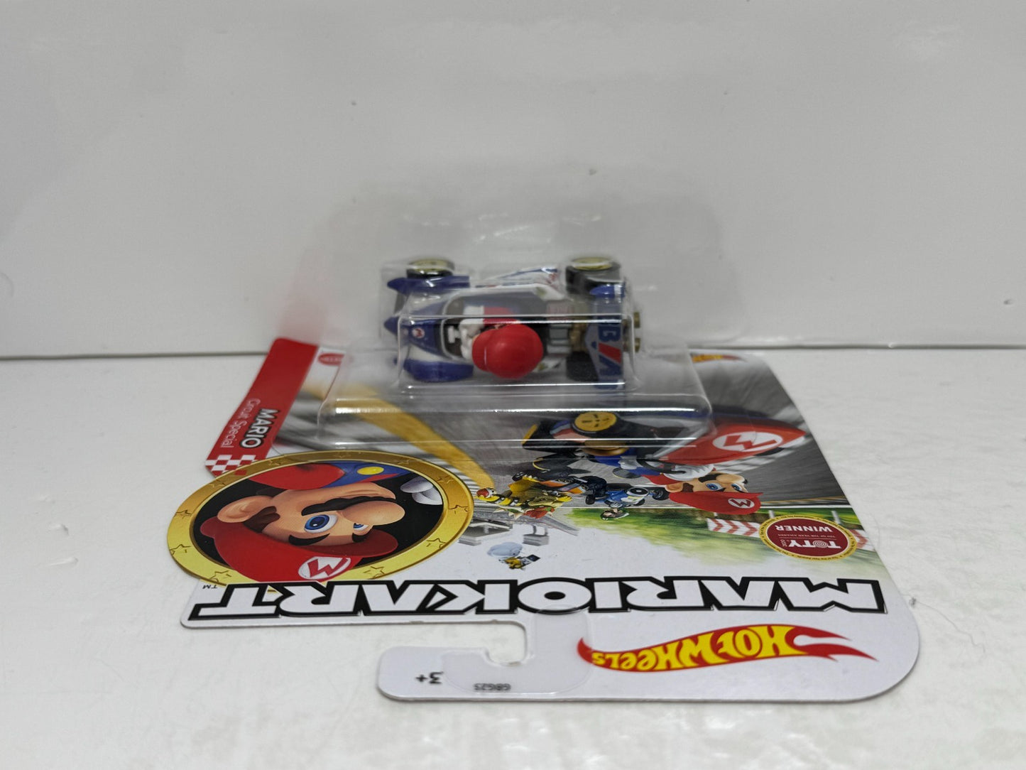Hot Wheels Mario Kart Mario Circuit Special 1:64 Diecast