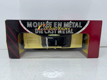 Yat Ming Road Signature 1966 Mercury Cyclone GT Convertible 1:18 Diecast