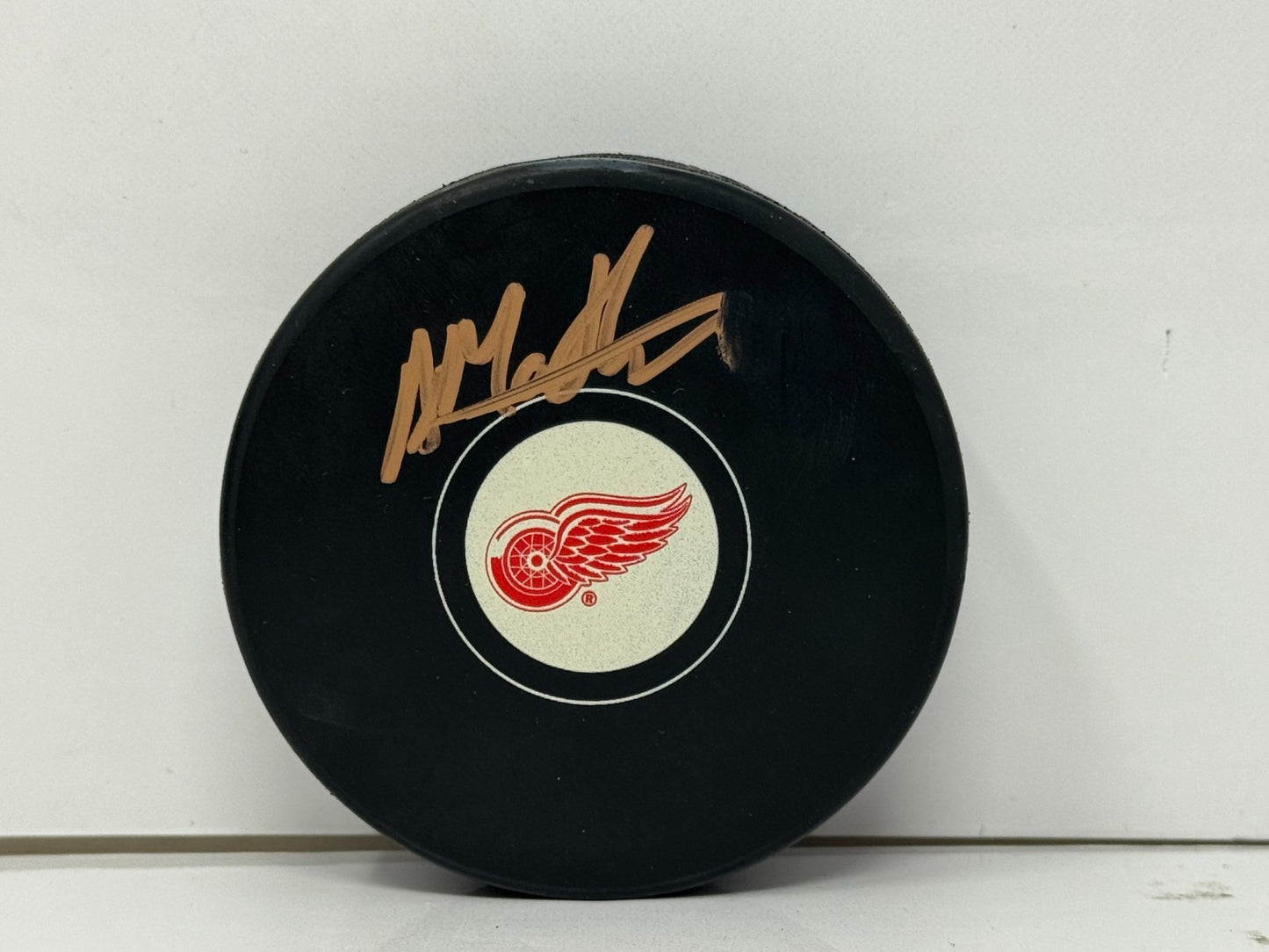 Anthony Mantha Detroit Red Wings Signed NHL Autograph Puck Gold Auto