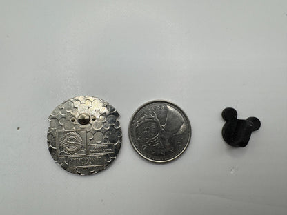 WDW Disney Mulan Magic Kingdom Parking Signs Hidden Mickey Trading Pin DC1S11