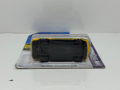 Hot Wheels Showroom 2008 Dodge Challenger SRT8 1:64 Diecast Yellow