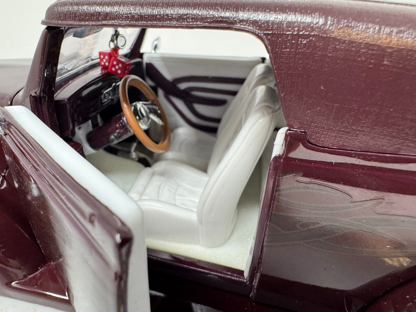 Yat Ming Road Signature 1937 Ford Shyne Rodz 1:18 Diecast