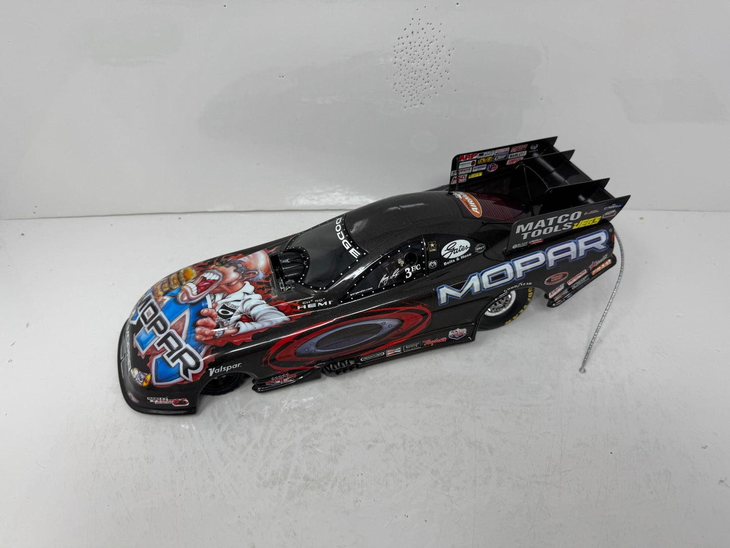 Milestone Gary Scelzi NHRA Mopar Oakley Carbon Dodge Stratus Funny Car 116 Scale