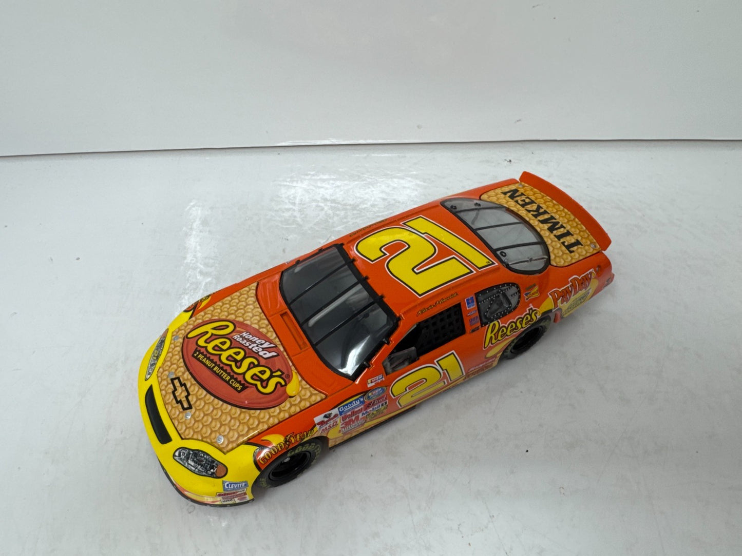 Action Nascar #21 Kevin Harvick Reese's Dealer Exclusive 2003 Chevy 1:24 Diecast