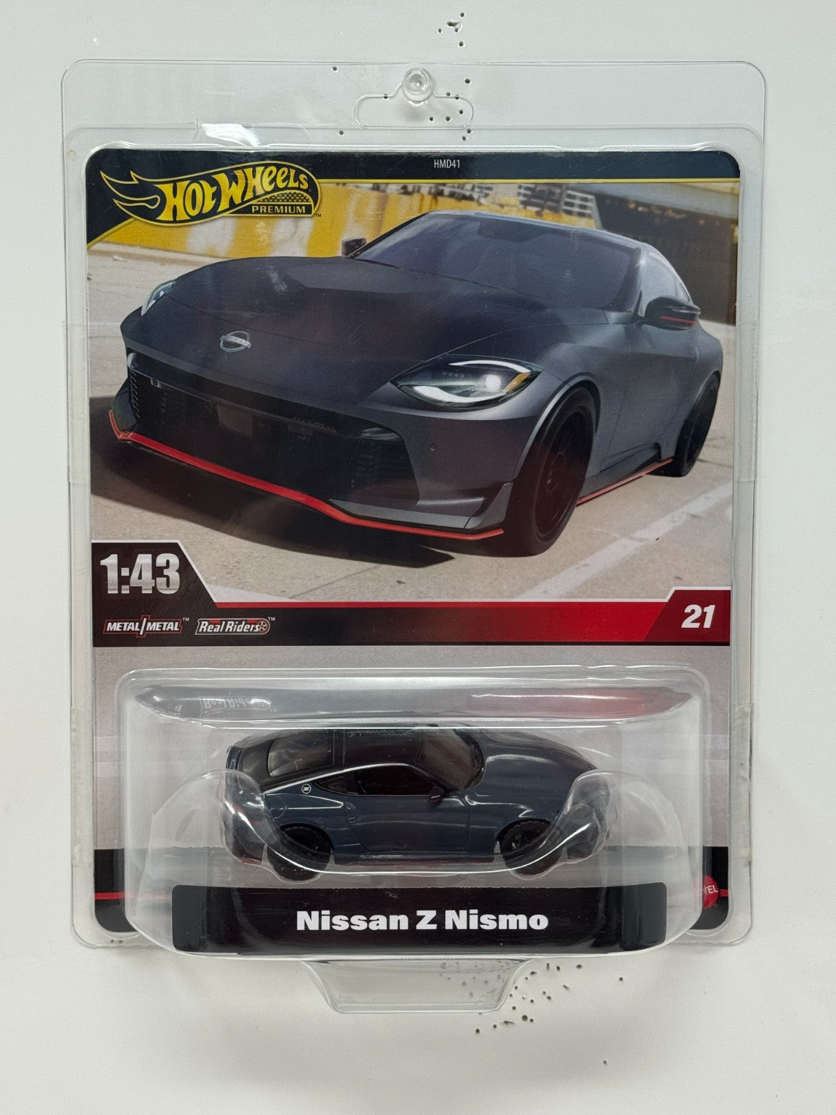 Hot Wheels Premium Nissan Z Nismo 1:43 Diecast