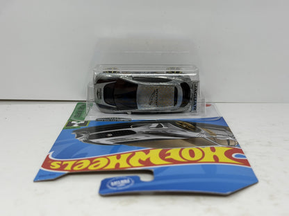 Hot Wheels ZAMAC HW Green Speed Jaguar I-Pace eTrophy 1:64 Diecast