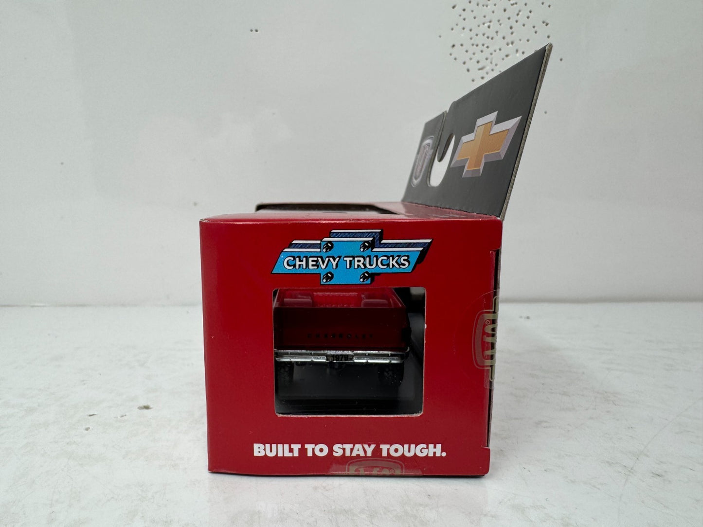 M2 Machines 1979 Chevy Pickups Chevrolet Scottsdale 1:64 Diecast