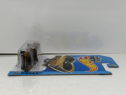 Hot Wheels Super Treasure Hunt 1971 Mustang Mach 1 HW City 1:64 Diecast STH
