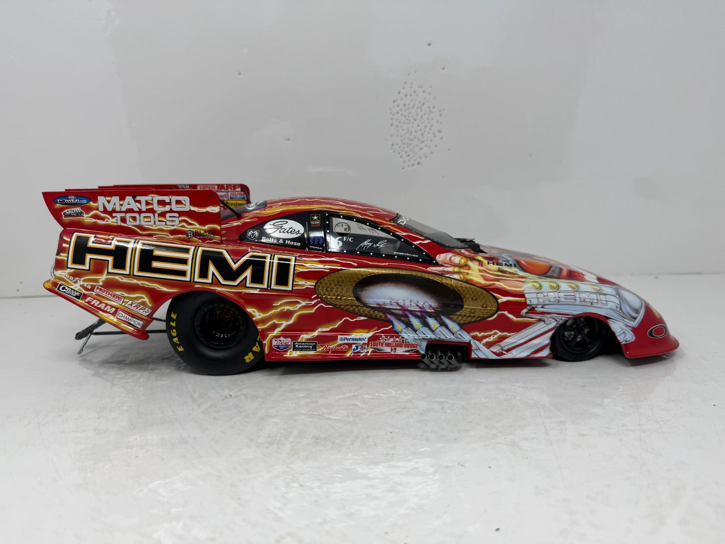 Milestone Gary Scelzi NHRA HEMI Powered Oakley Dodge Stratus Funny Car 116 Scale