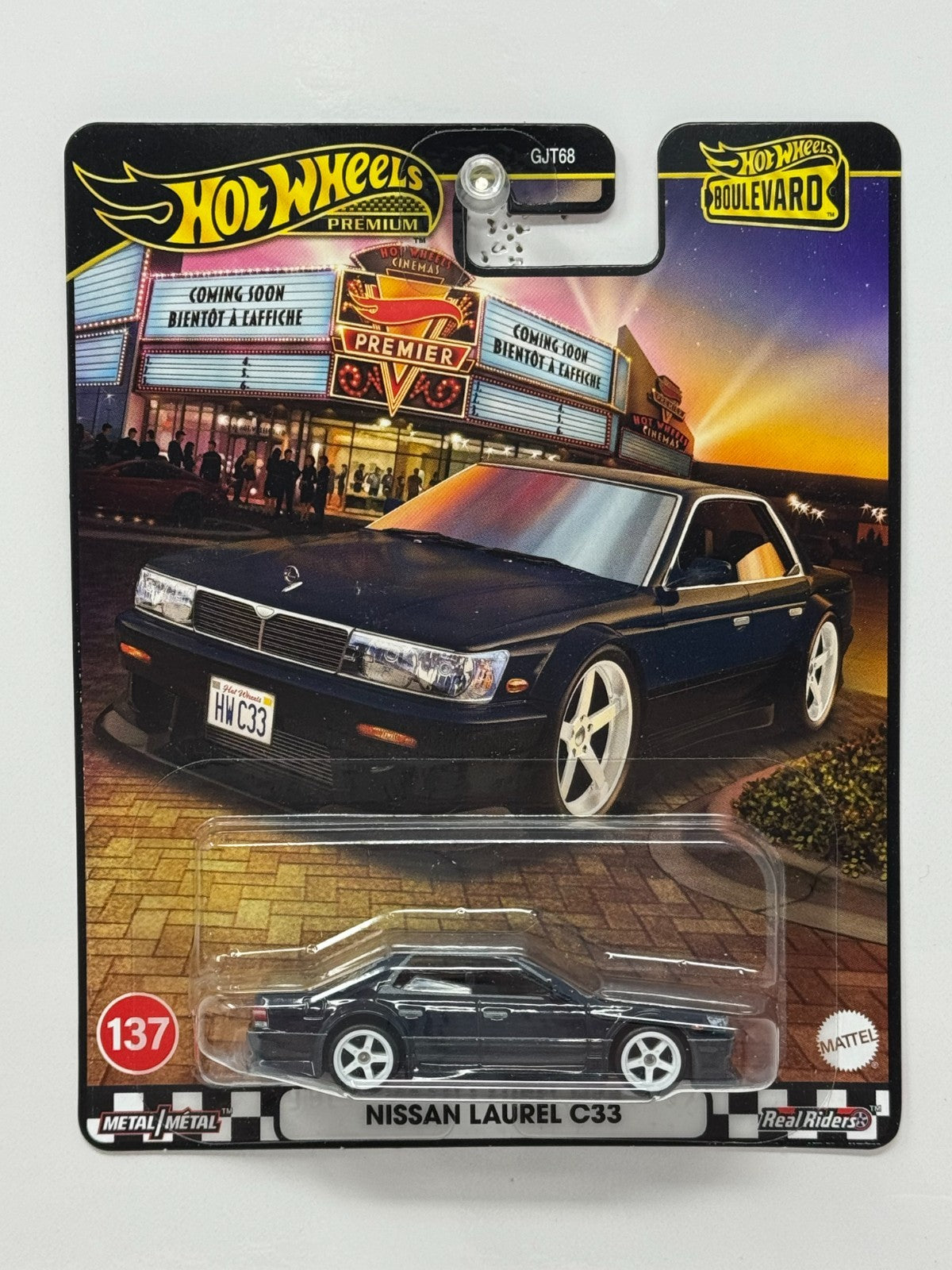 Hot Wheels Premium Boulevard #137 Nissan Laurel C33 1:64 Diecast