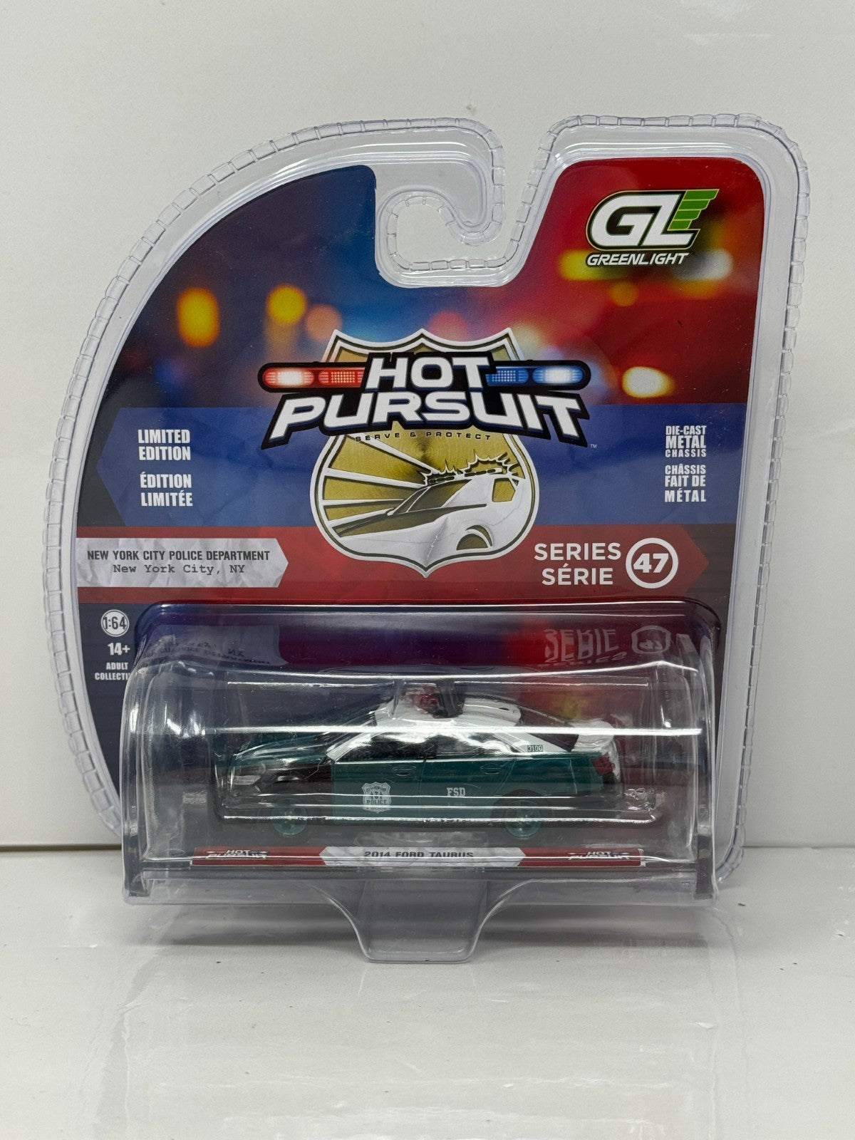Greenlight Hot Pursuit 2014 Ford Taurus New York City Police Dept. 1:64 Diecast
