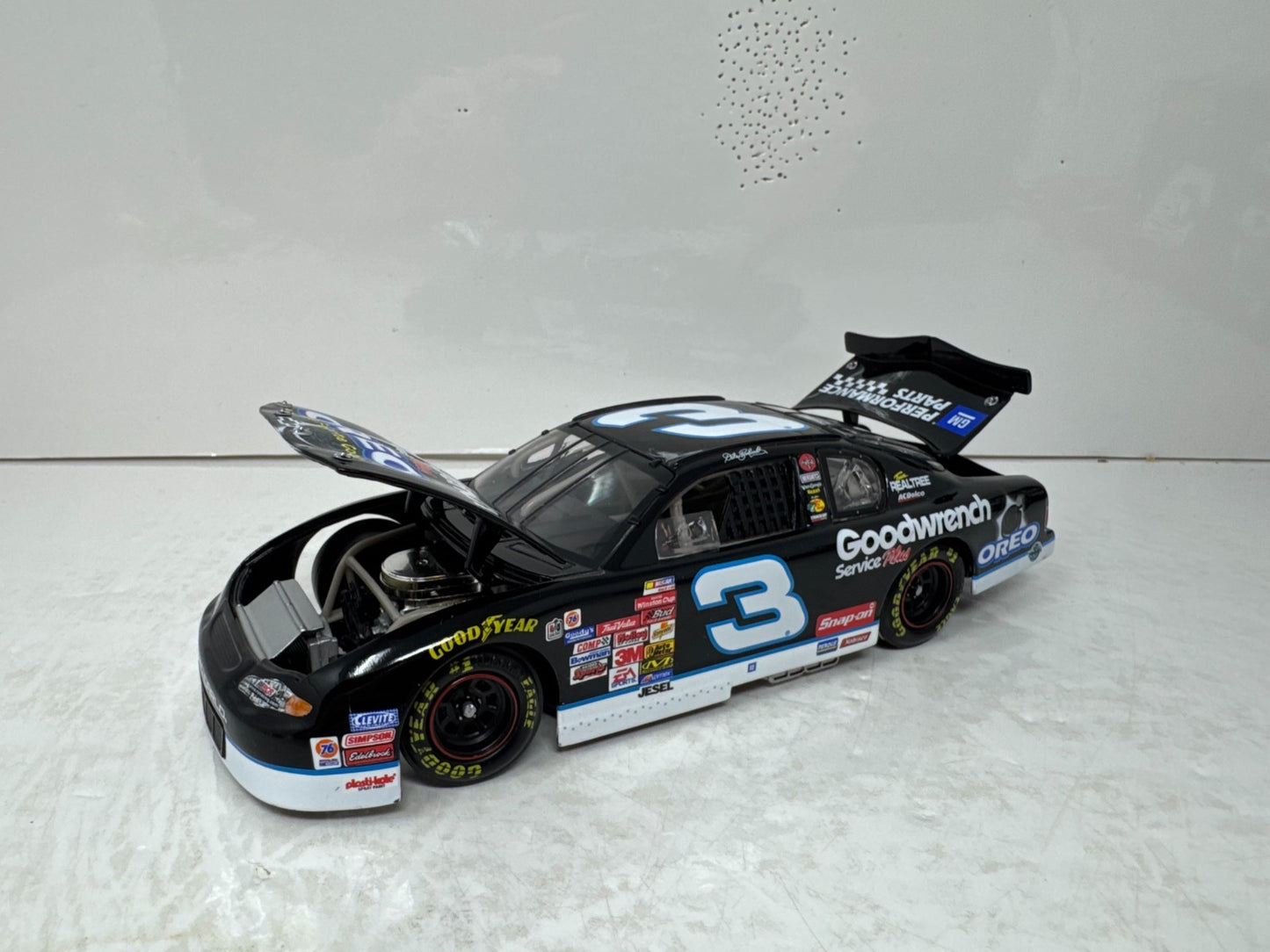 Action Nascar #3 Dale Earnhardt Oreo GM Goodwrench 2001 Monte Carlo 1:24 Diecast