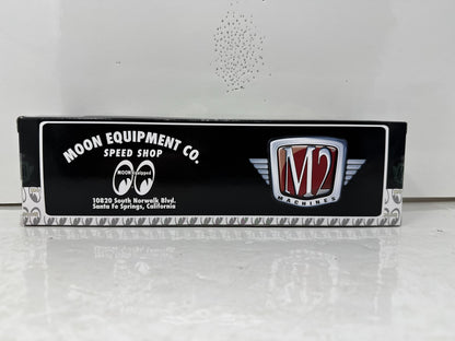 M2 Auto-Haulers Ford C-950 & 1966 Ford Mustang Mooneyes CHASE 1:64 Diecast