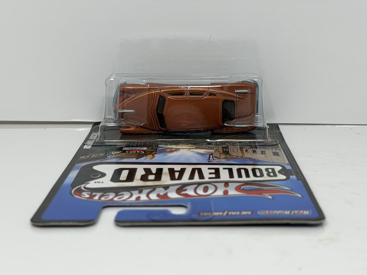 Hot Wheels Boulevard Tucker Torpedo 1:64 Diecast Real Riders