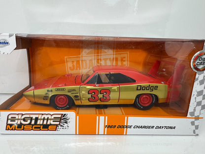 Jada Bigtime Muscle 1969 Dodge Charger Daytona #33 MiJo Exclusive 1:24 Diecast
