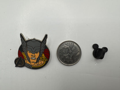 Thor Disney Marvel Avengers Assemble Booster Trading Pin DC1S19