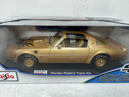 Maisto 1978 Pontiac Firebird Trans Am 1:18 Diecast Model Car Gold