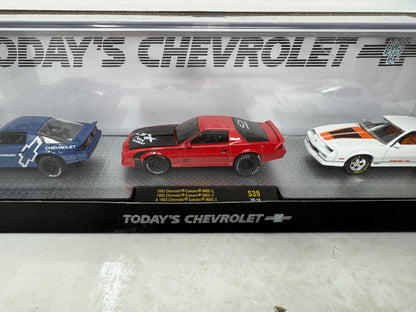 M2 Machines Today's Chevrolet 1985 Chevy Camaro IROC-Z 3 Car Set 1:64 Diecast