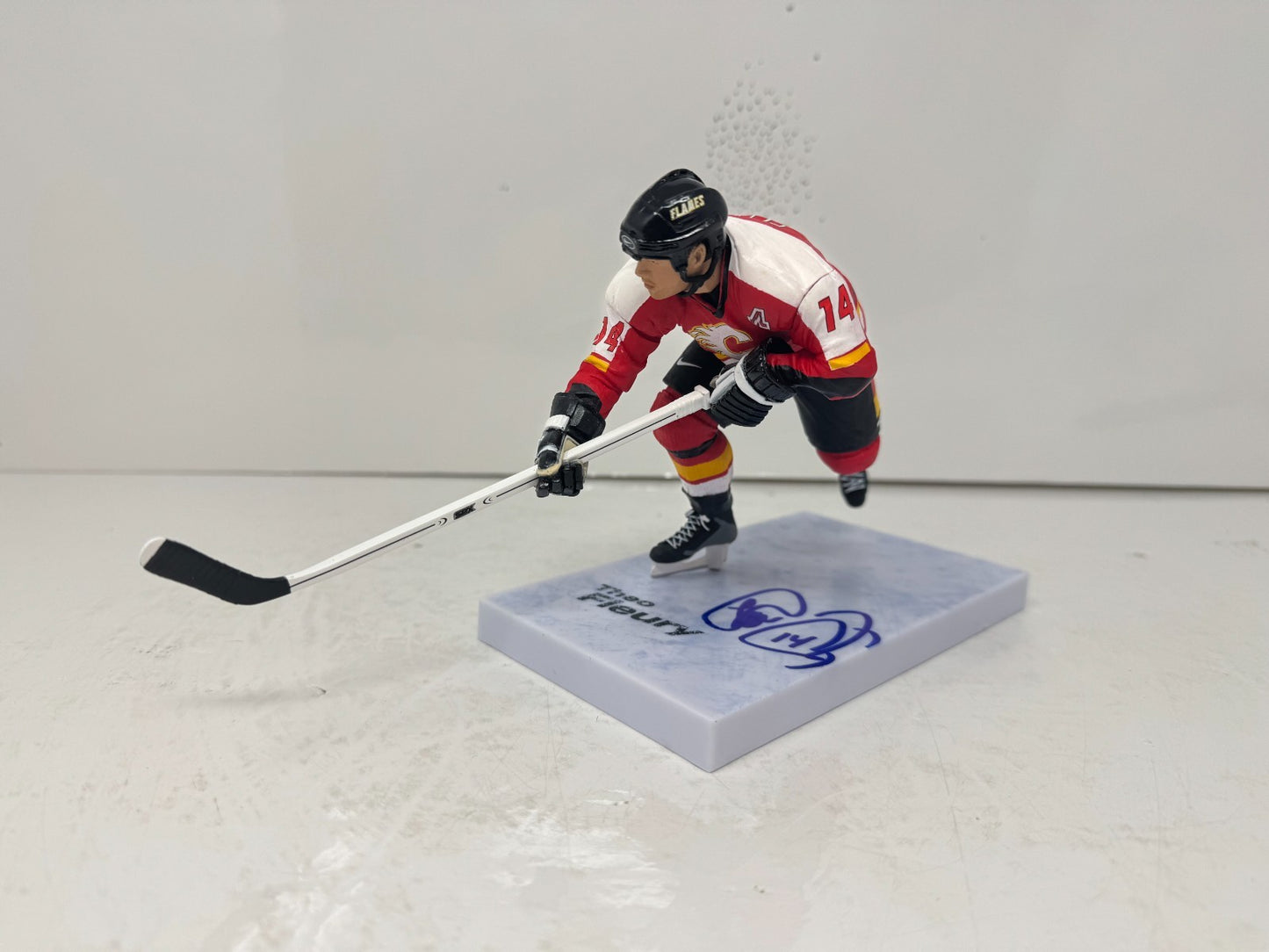 McFarlane NHL Theo Fleury Calgary Flames Figure Auto Signed