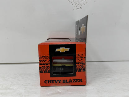 M2 Machines Chevrolet 1974 Chevrolet K5 Blazer 4x4 1:64 Diecast