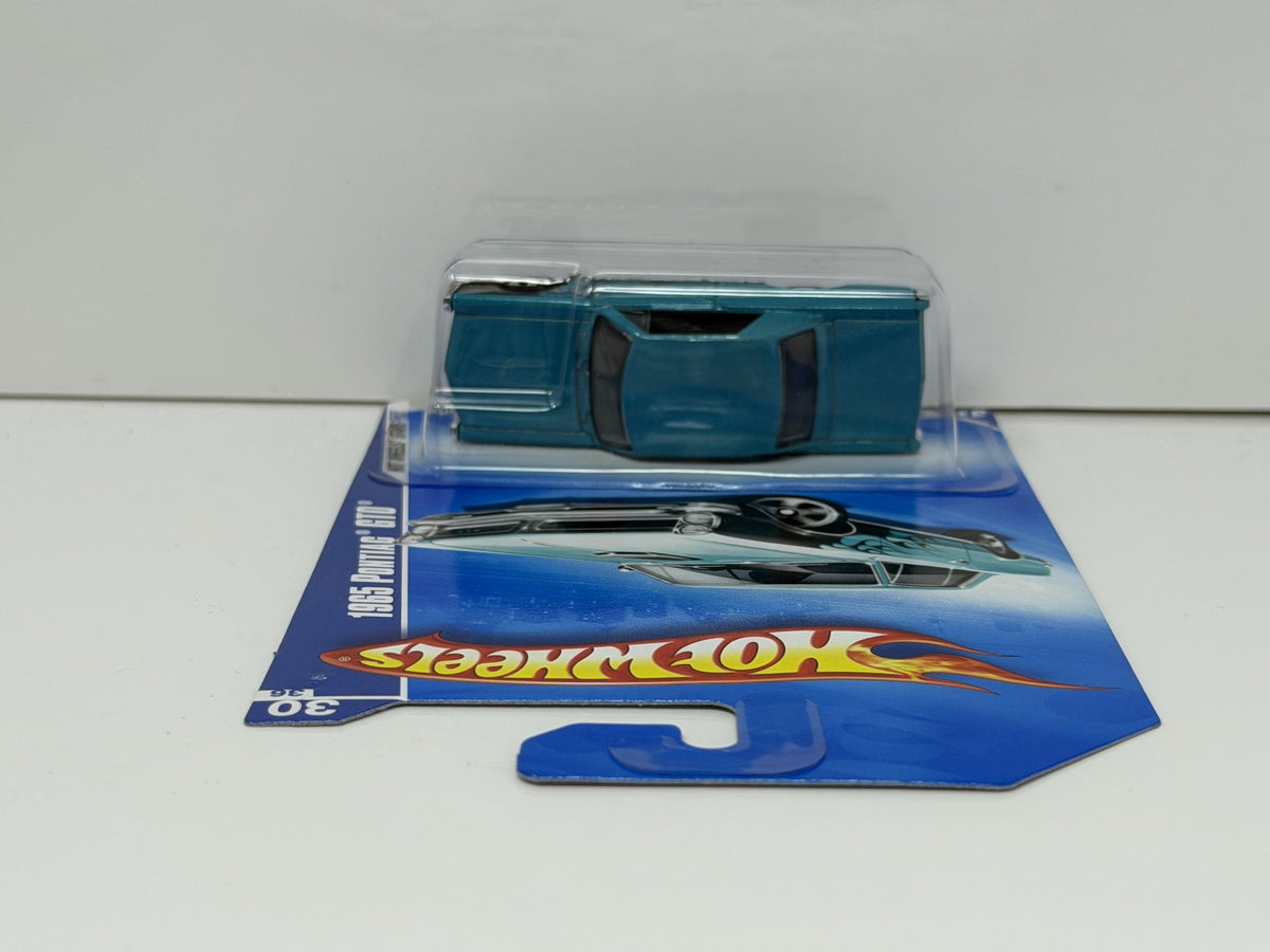 Hot Wheels Hot Wheels Stars 1965 Pontiac GTO 1:64 Diecast Aqua