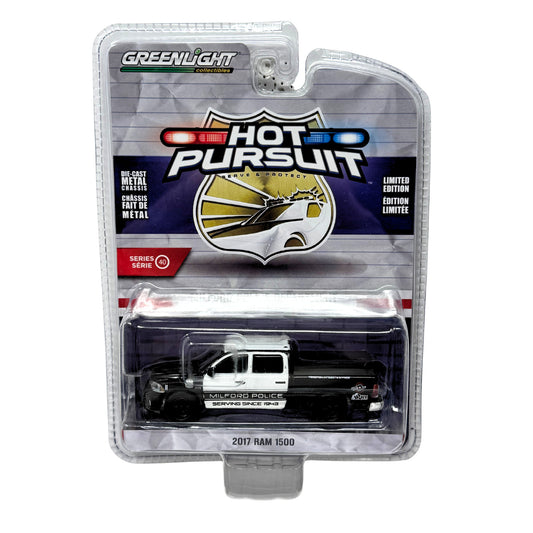 Greenlight Hot Pursuit 2017 Ram 1500 Milford Police Department 1:64 Diecast