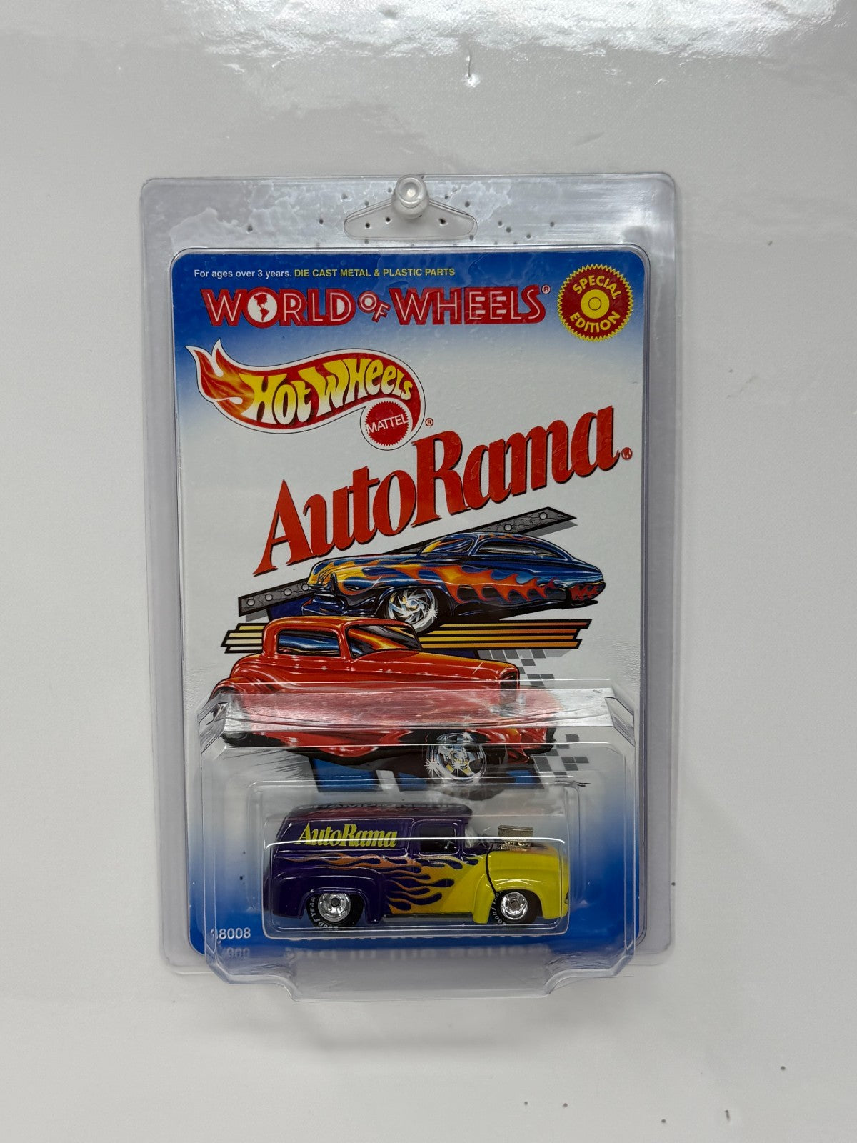 Hot Wheels World of Wheels AutoRama 1956 Ford Truck 1:64 Diecast